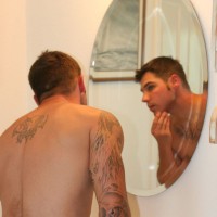 Eddie jerking off cock - Picture 9