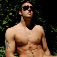 Trystan Bull strokes dick outdoors - Picture 7