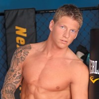 Tattooed stud Cole Christiansen naked - Picture 5