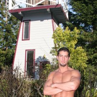Cody Cummings posing outdoors - Picture 4