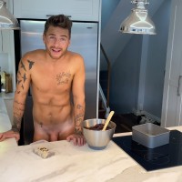 Naked Baking with Josh Moore - Picture 6