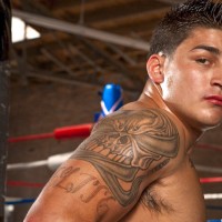 Hugo Milano strokes his dick - Picture 11