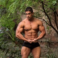Latin bodybuilder Pepe Mendoza - Picture 7