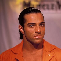 Michael Anthony - Picture 2