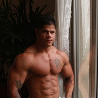 Bo Armstrong - Picture 1