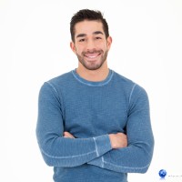 Handsome dude Ethan Russo - Picture 1