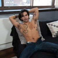 Sitting on the Burglar - Picture 3