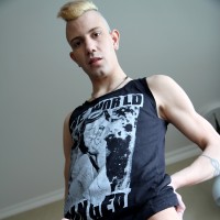 Skinny punk Leon Lee - Picture 8