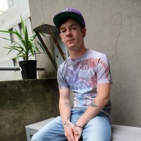 Naked on an inner city balcony - Picture 1