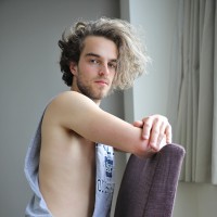 Reece Anderson stripping off - Picture 1