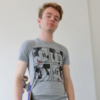 Tom Jackson - Picture 1