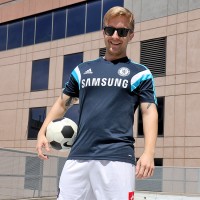 Luc Dean on the roof - Picture 3
