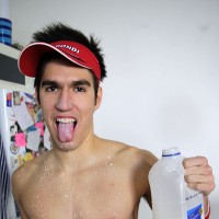 Robbie Price gives himself a cum facial - Picture 11