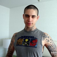 Anthony Blaize strips and jacks off - Picture 12
