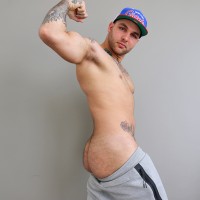Hunter Jones stripping - Picture 17
