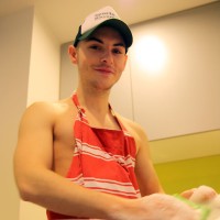 Clint Harrlord soaping up his cock - Picture 2