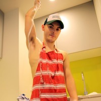 Clint Harrlord soaping up his cock - Picture 3