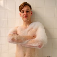 Lincoln Hall's bath - Picture 14