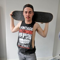 Noah Kelly - Picture 3