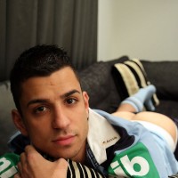 Rocco Milano shows his cock - Picture 16
