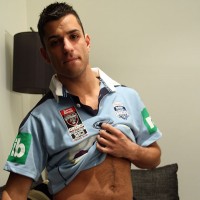 Rocco Milano shows his cock - Picture 17