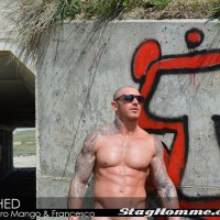 Musculled hunk gets uncut cock - Picture 12