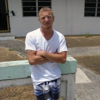 Amateur Hustler - Picture 1
