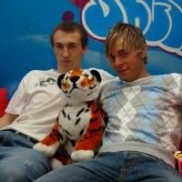 Gay Rent Boys Jacking Off Together - Picture 1