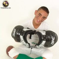 Fabio poses in his football gear - Picture 9