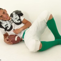 Fabio poses in his football gear - Picture 10