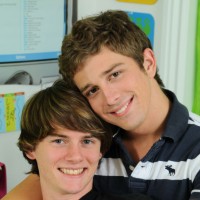 Two superbly cute twinks - Picture 1