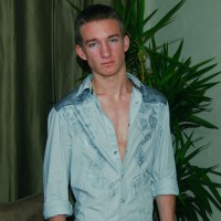 College boy plays with a dildo. - Picture 1