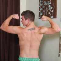 Cute college boy shows off his cock - Picture 2