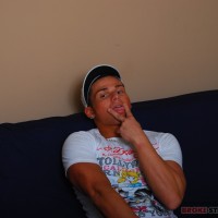 Brody jerks off - Picture 2