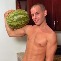 Italian Wrestler fucks Melon - Picture 4