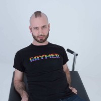 Reid Thrasher shows his cock - Picture 3