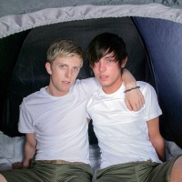 Jesse and Jamie - Picture 2