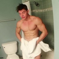 Bodybuilder Paul Tiller - Picture 12