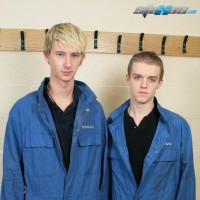 Oodles of jizz - Picture 1