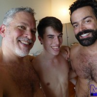 Two guys one teen - Picture 4