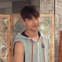 Manuel Rivero Drains His Balls - Picture 1