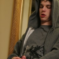 Kenny Crusoe Pisses His Jeans - Picture 5