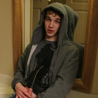 Kenny Crusoe Pisses His Jeans - Picture 12