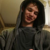 Kenny Crusoe Pisses His Jeans - Picture 17