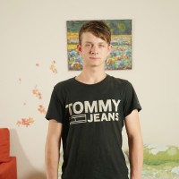 Elliot Holloman - Picture 1
