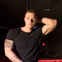 Theo - Picture 3