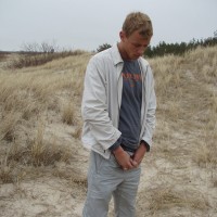 Roma Artur pisses outdoor - Picture 2
