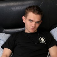 Ethan Steele solo - Picture 1