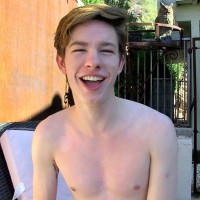 Nico Michaelson strokes his cock - Picture 1