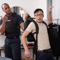 Breaking His Back Store - Picture 5